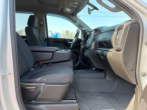 Used 2023 Chevrolet Silverado 2500 Custom w/ Gooseneck/5TH Wheel Package image 28