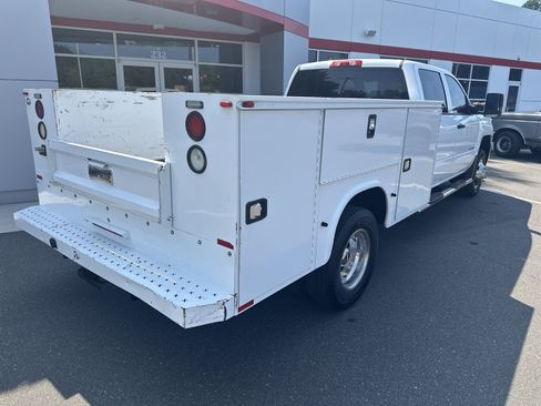 Used 2016 Chevrolet Silverado 3500 W/T w/ WT Convenience Package AWD/4WD image 8