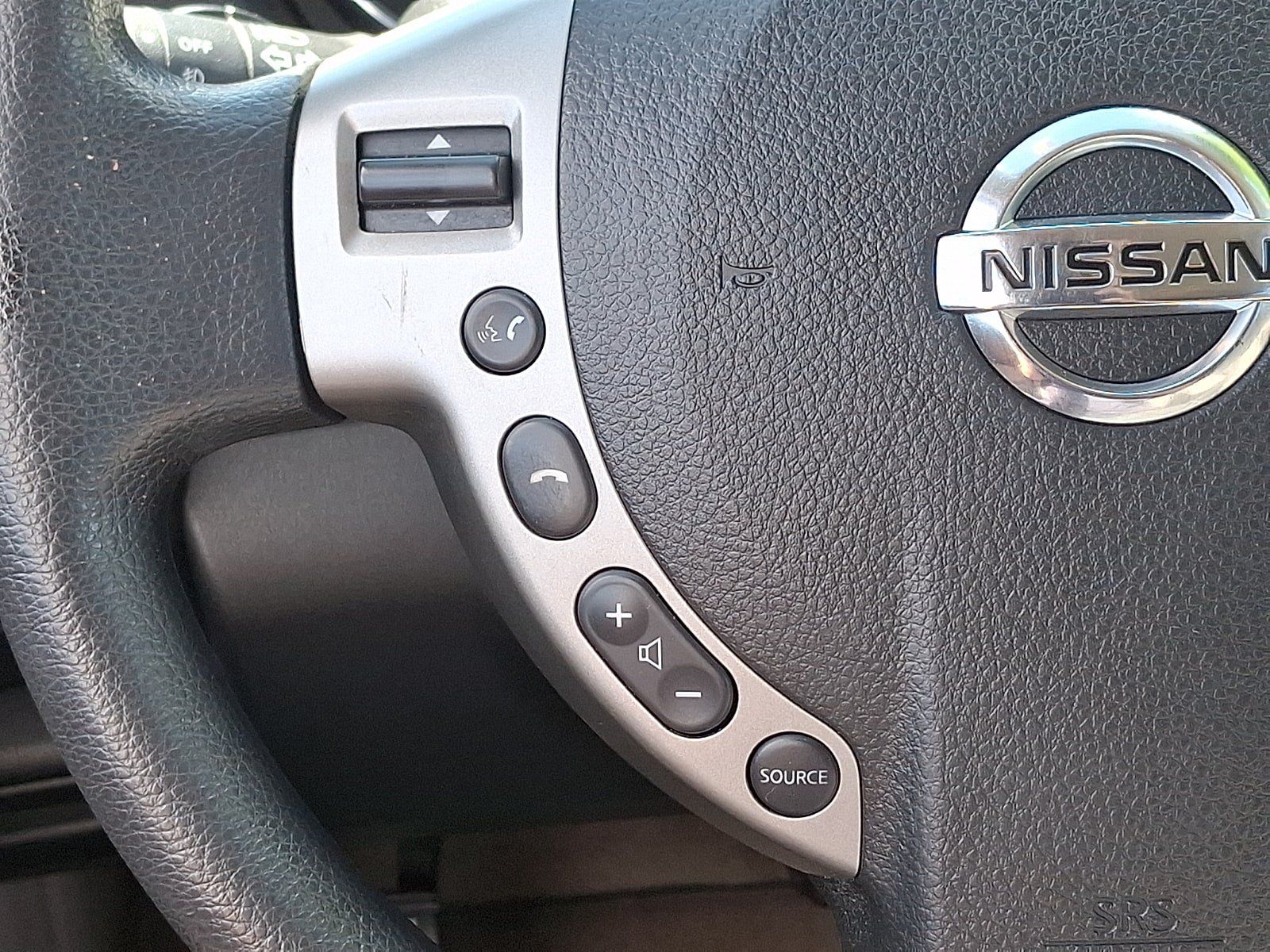 Used 2012 Nissan Rogue SV w/ Premium Pkg AWD/4WD image 22