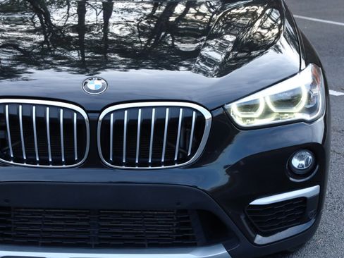 Used 2017 BMW X1 xDrive28i w/ Premium Package image 25