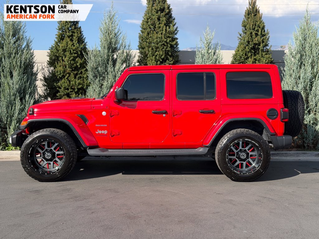 Used 2018 Jeep Wrangler Unlimited Sahara AWD/4WD image 4