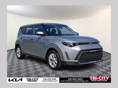 Used 2023 Kia Soul LX w/ LX Technology Package