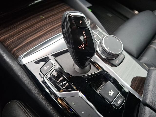 Used 2019 BMW 540i xDrive w/ Convenience Package AWD/4WD image 14