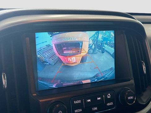 Used 2017 Chevrolet Colorado LT w/ LT Convenience Package AWD/4WD image 14