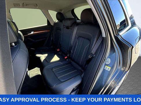 Used 2021 Audi Q5 e Premium w/ Convenience Package AWD/4WD image 27