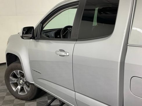 Used 2018 Chevrolet Colorado Z71 AWD/4WD image 35