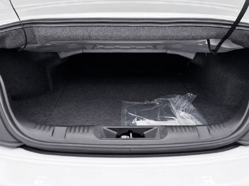 Used 2026 Ford Mustang Premium image 21