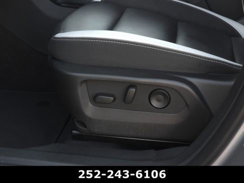 Used 2025 Buick Envision Sport Touring image 11