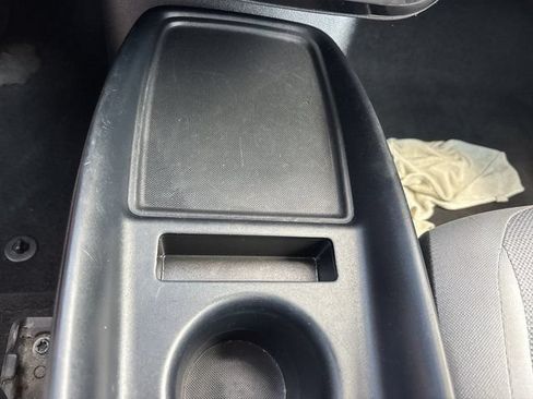Used 2022 Toyota Prius LE FWD image 35