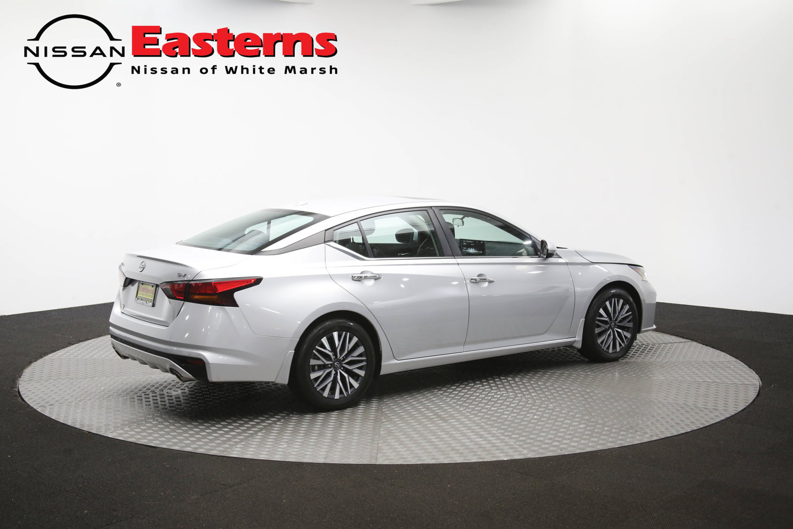 Used 2024 Nissan Altima 2.5 SV w/ SV Premium Package FWD image 42