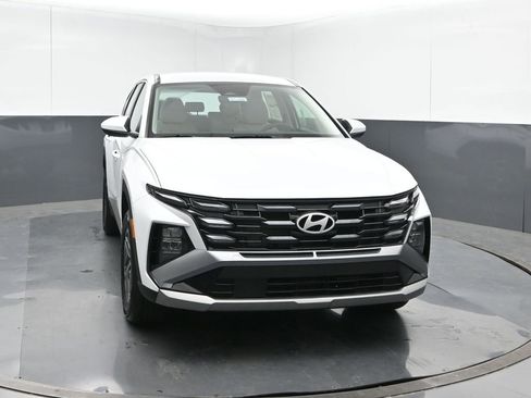 New 2026 Hyundai Tucson Blue SE image 8