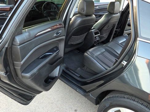 Used 2015 Cadillac SRX Performance w/ Driver Awareness Package AWD/4WD image 30
