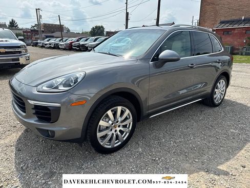 Used 2016 Porsche Cayenne S AWD/4WD image 1