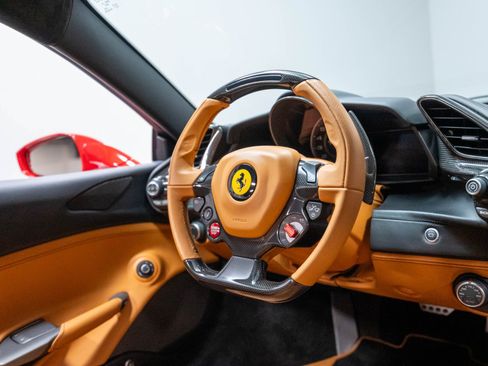 Used 2016 Ferrari 488 GTB RWD image 40