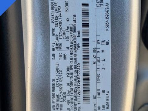 Used 2019 Ford F250 Lariat w/ Lariat Ultimate Package image 27