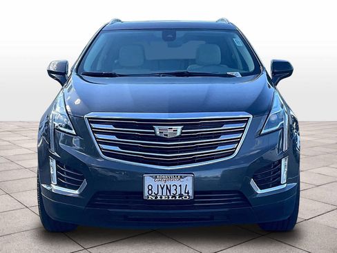 Used 2019 Cadillac XT5 Premium Luxury image 3