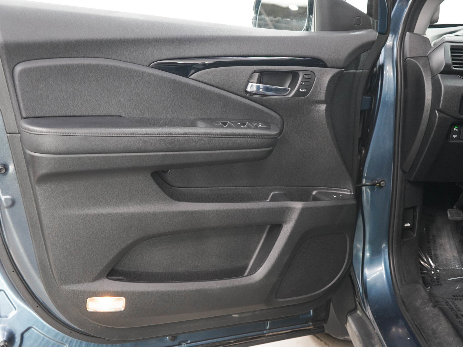Used 2021 Honda Pilot Touring image 21
