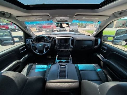 Used 2019 Chevrolet Silverado 2500 LTZ w/ LTZ Plus Package AWD/4WD image 5