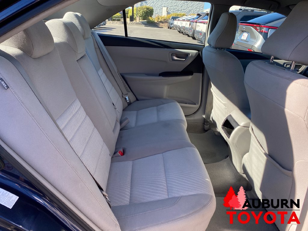 Used 2015 Toyota Camry LE FWD image 20
