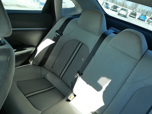 Used 2022 Hyundai Sonata SE w/ Preferred Accessory Package image 12