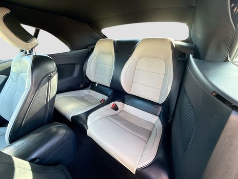 Used 2024 Ford Mustang Premium image 19