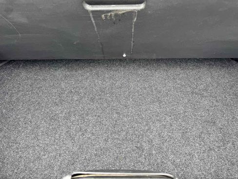 Used 2011 Chrysler 200 Touring FWD image 27