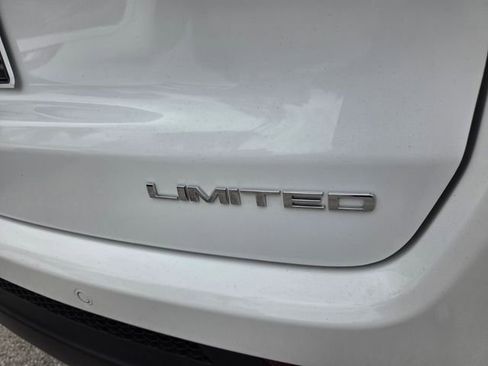 Certified 2024 Jeep Compass Limited AWD/4WD image 13