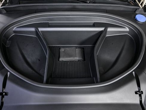 Used 2025 Volvo EX90 Ultra image 39