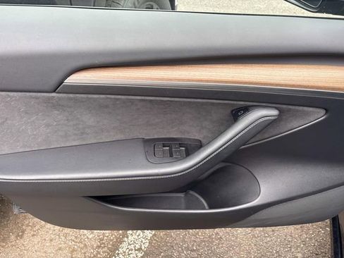 Used 2022 Tesla Model 3 image 22