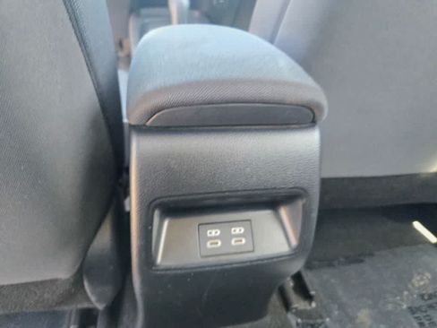 Used 2024 Toyota Corolla LE FWD image 13