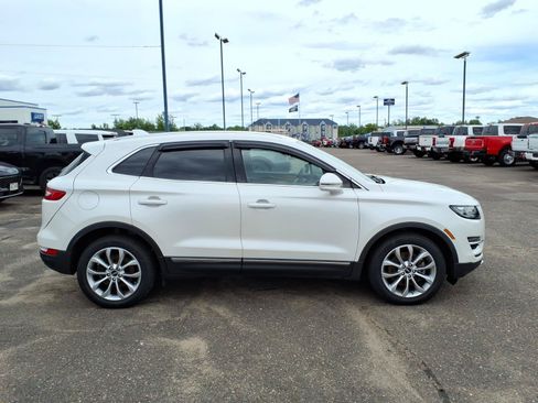 Used 2019 Lincoln MKC Select w/ Select Plus Package FWD image 7