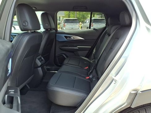 New 2026 Chevrolet Equinox EV LT FWD image 12