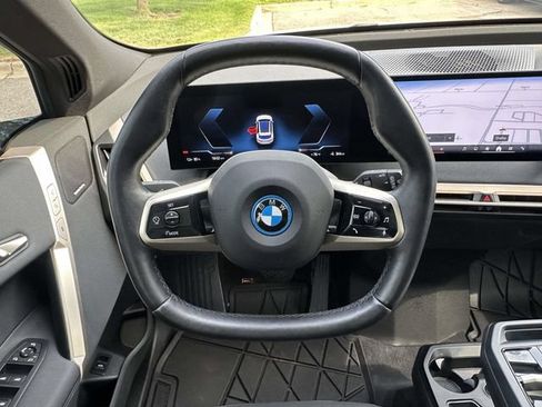 Used 2025 BMW iX xDrive50 w/ Convenience Package AWD/4WD image 22
