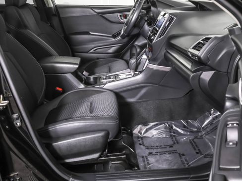 Used 2022 Subaru Forester Premium image 45