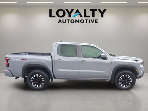 Used 2024 Nissan Frontier PRO-4X w/ Technology Package AWD/4WD image 6