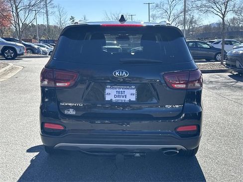 Used 2019 Kia Sorento EX image 6