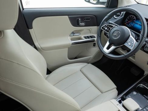 Used 2022 Mercedes-Benz GLA 250 image 23