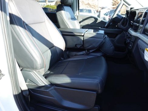 Used 2023 Ford F250 XLT image 32