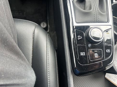 Used 2023 Kia Sportage EX FWD image 22