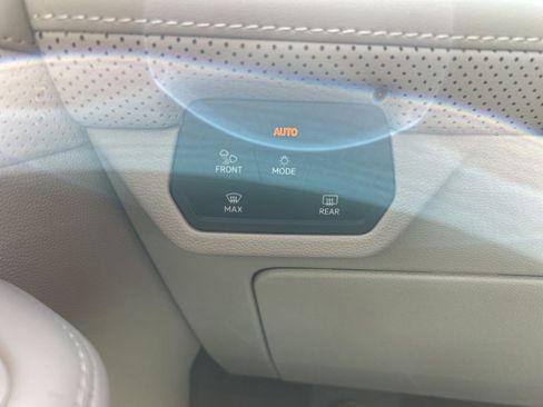 New 2026 Volkswagen Atlas SE image 31