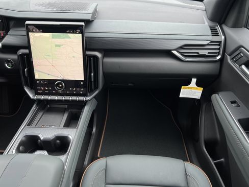 New 2026 GMC Acadia AT4 w/ Super Cruise Package image 37