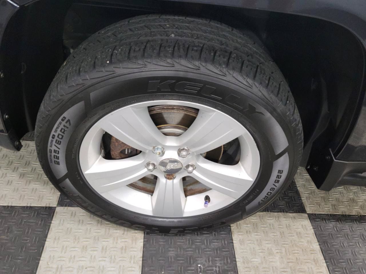Used 2014 Jeep Compass Sport w/ Power Value Group AWD/4WD image 25