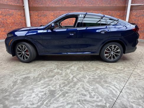 New 2026 BMW X6 xDrive40i image 2