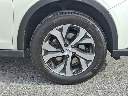 Used 2020 Subaru Outback Limited image 12