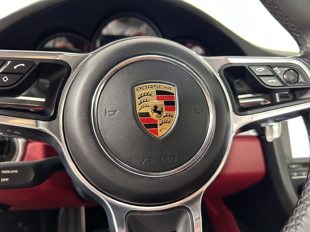Certified 2019 Porsche 911 Carrera RWD image 17
