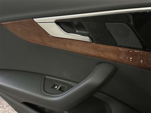 Used 2023 Audi A4 2.0T Premium w/ Convenience Package image 19