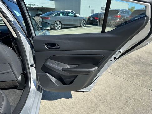 Used 2024 Nissan Altima 2.5 SV image 26