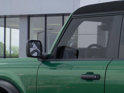 New 2025 Ford Bronco Base image 22