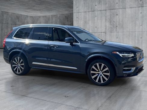 Used 2022 Volvo XC90 T6 Inscription w/ Advanced Package AWD/4WD image 7