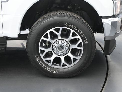 Used 2022 Ford F250 Lariat image 25